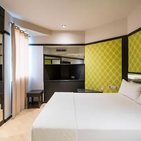 Hotel Punt 14 Barcelona Gava Mar-3